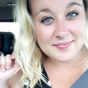 Meet your Posher, Shelby